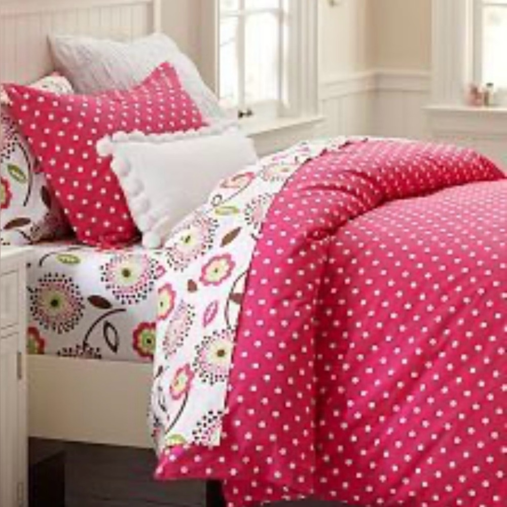 Pottery Barn Teen Pink Polka Dot Twin Size Duvet Cover